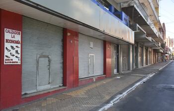 Comercios cerrados por la cuarentena sanitaria del COVID-19.