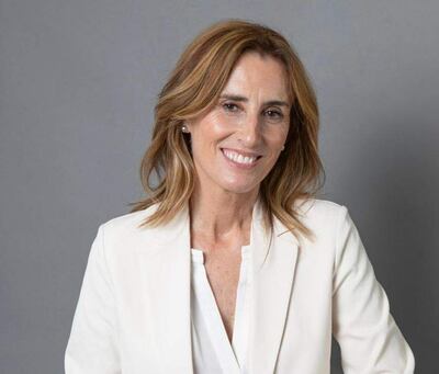 Fotografía cedida por el equipo de la exministra chilena Marcela Cubillos, quien posa para una foto en Santiago (Chile).