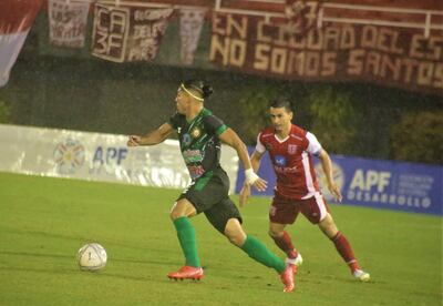 3 de Febrero y Rubio Ñu empataron sin goles en el Antonio Aranda.