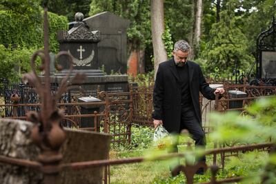 Ciertos rituales, como sumergirse en recuerdos, prender velas o visitar el cementerio puede ayudar a transitar el duelo.