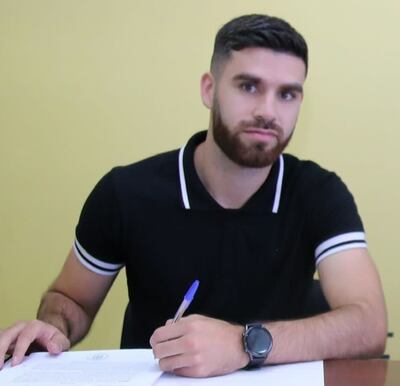 Rubén Darío Ríos, durante la firma de contrato con Guaraní.