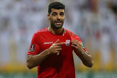 Mehdi Taremi celebra su gol para Irán.