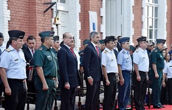 El presidente Mario Abdo Benítez estuvo envuelto en una polémica años atrás, al autorizar a su hijo el enrolamiento al Cimefor, siendo aún menor de edad.