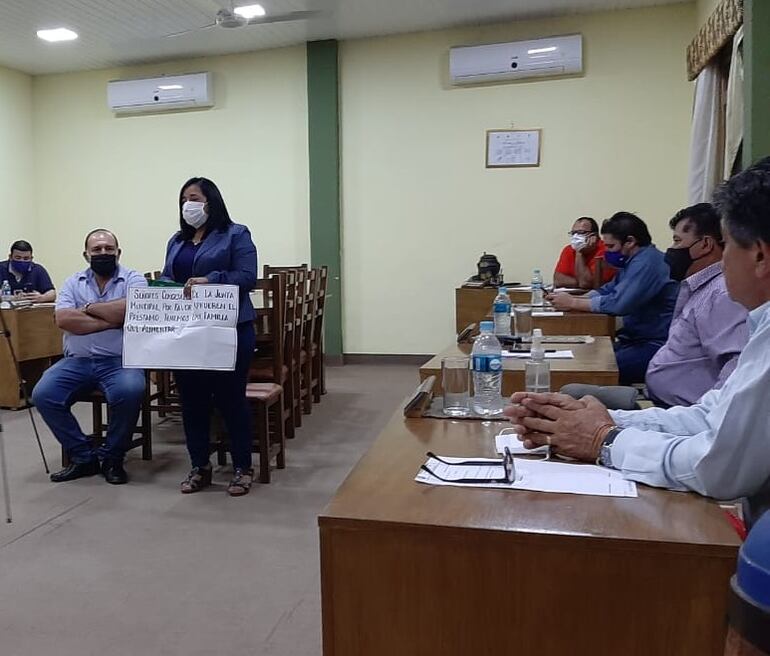 Los ediles rechazaron el pedido de préstamo para pagar salarios y aguinaldo.