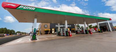La estación de Puma ofrece combustibles de la más alta calidad internacional. Esta nueva sucursal forma parte del megacomplejo comercial, en  J. Eulogio Estigarribia, Campo 9.