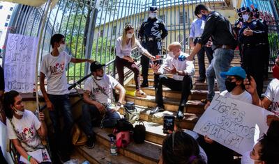 Tras dar una conferencia de prensa en la que anunció que se volverá a realizar una evaluación de los avances de Bianca, Mazzoleni prometió que  el MSP otorgará la autorización para el Zolgensma.