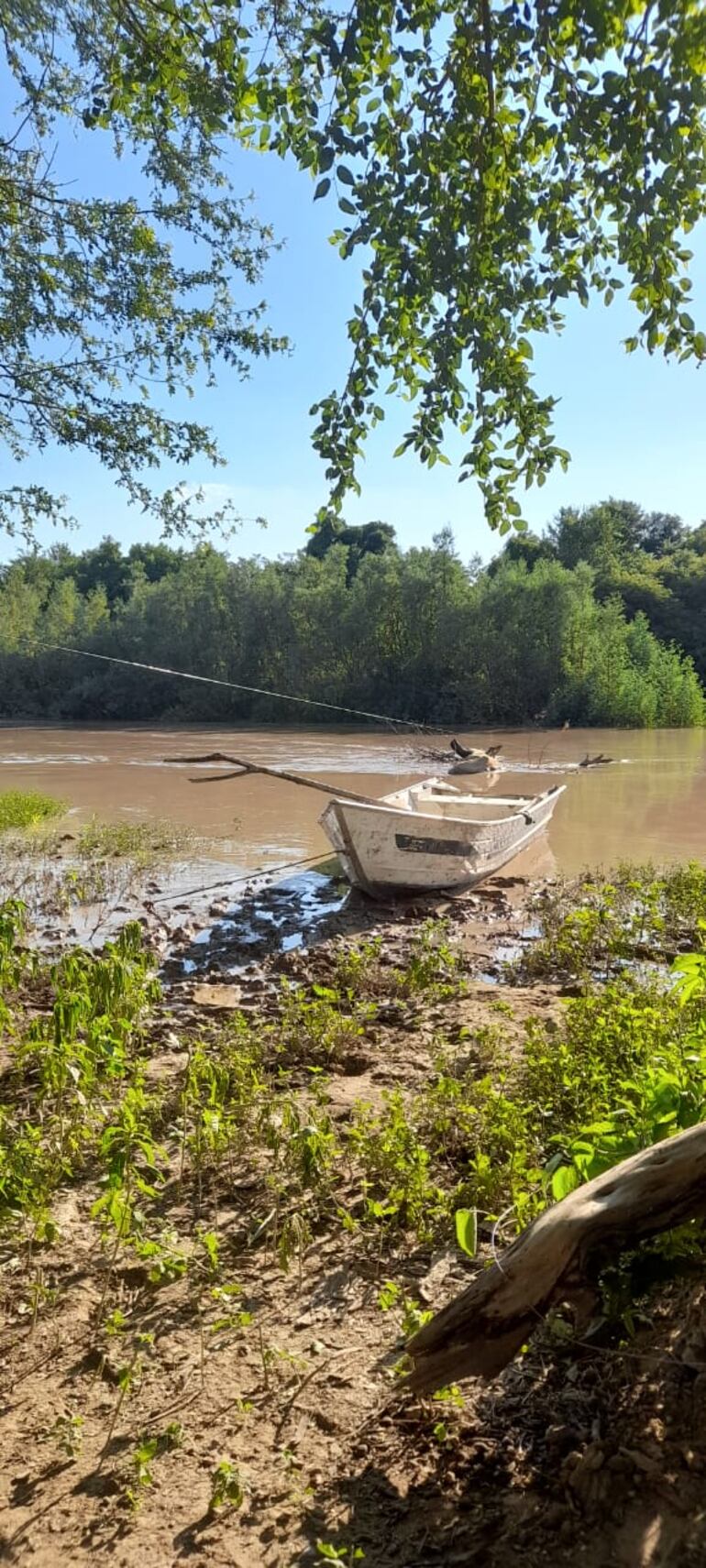 Las aguas del Pilcomayo ingresan sin inconvenientes en nuestro territorio. La embocadura funciona a plenitud.