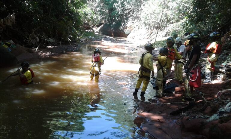 Intensa es la búsqueda para dar con el paradero del joven.