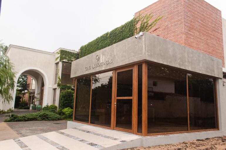 El nuevo cine está ubicado en el predio del Hotel Las Hortensias.