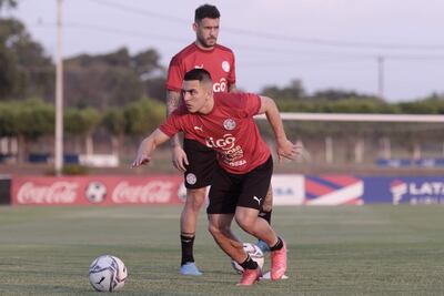 Braian Ojeda, ayer en el entrenamiento del plantel albirrojo y está en la formación base.
