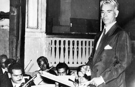 Carlos Lara Bareiro, músico clásico, compositor y director de orquesta paraguayo, será recordado con una charla este martes 28.