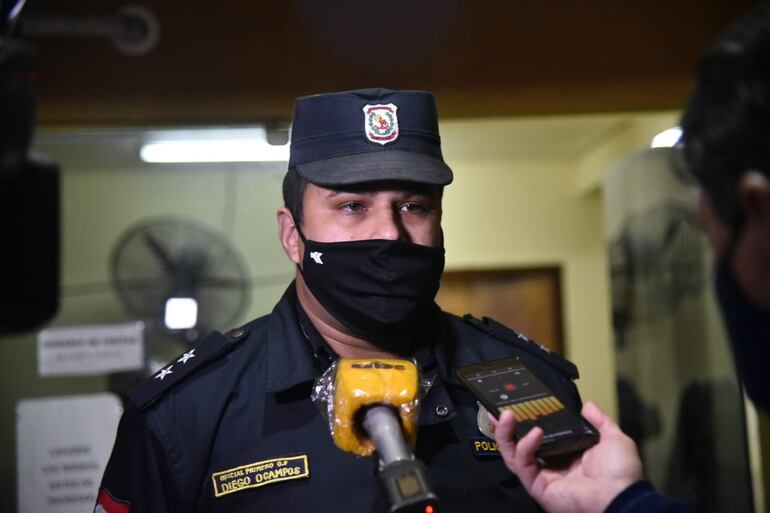 Oficial primero Diego Ocampos, de la comisaría 55a. Central.