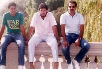 Víctor Samaniego (d) junto a algunos compañeros de la época.