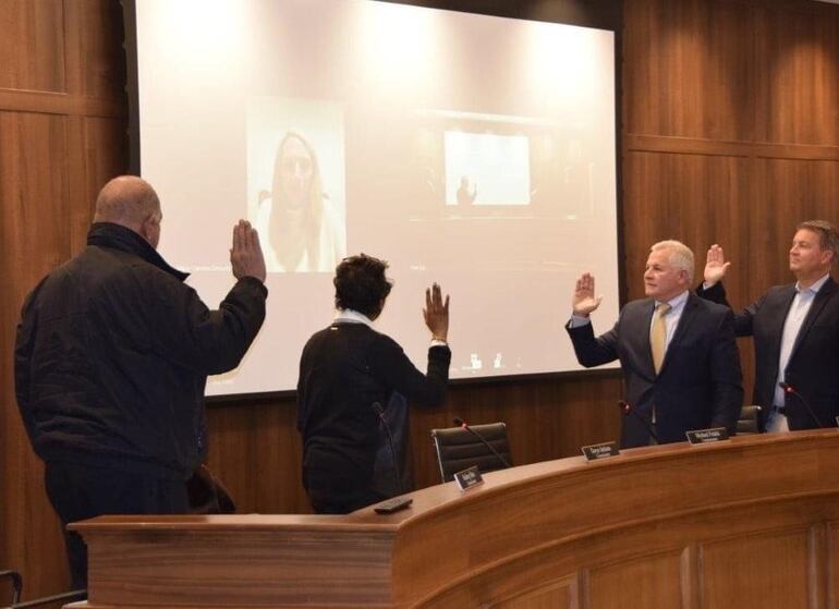 Comisionado Roberto Aveiro.
