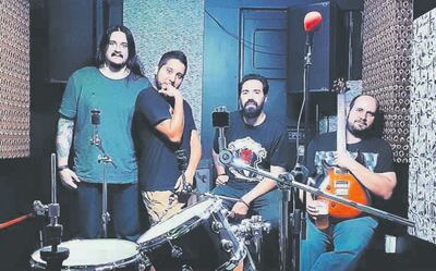 La agrupación nacional Eírasofía presentó su nuevo sencillo llamado “Crucifixión”.