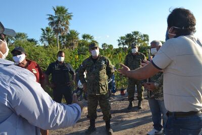 Pobladores manifestados en Fuerte Olimpo.