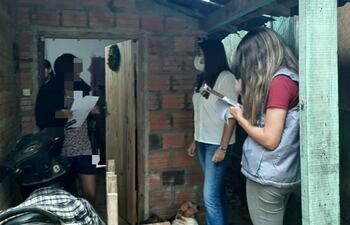 La agente fiscal Carina Sánchez le hizo el seguimiento al caso y detuvo a dos mujeres.