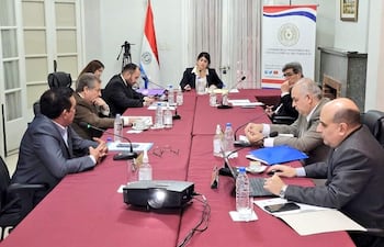 La Dra. Mónica Seifart de Martínez presidió la sesión ordinaria del Consejo de la Magistratura del lunes pasado, ante la ausencia de Oscar Paciello.