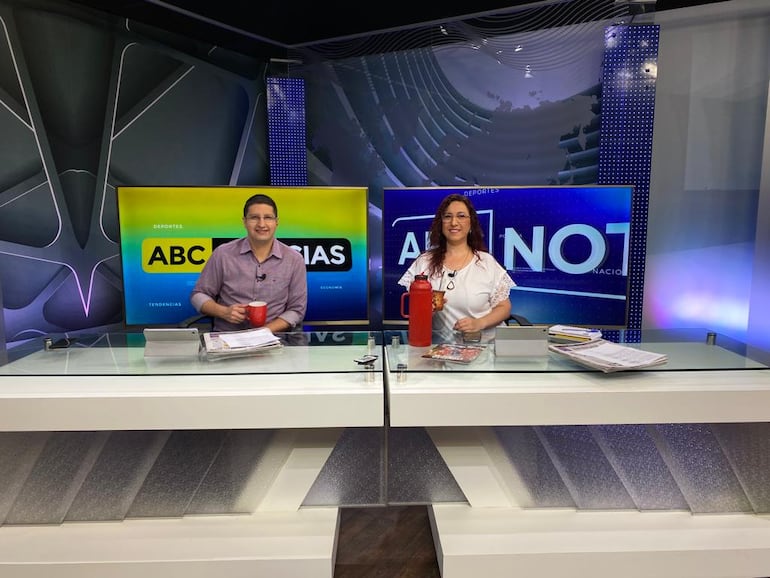 Desde el 2022, Iván Leguizamón y Mariana Ladaga también acompañan a la audiencia de ABC TV los sábados de 6.00 a 8.00. (Gentileza/Iván Leguizamón)