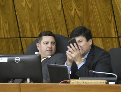 El presidente de Diputados, Pedro Alliana (i) convocó a sesión extraordinaria para hoy para tratar algunos de los puntos pendientes de la sesión pasada que quedó sin quórum.