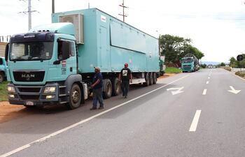 El equipo móvil de 23 kV tomó la carga de la Subestación de Itaguá, mientras duren los trabajos de reposición total de los equipos dañados durante el incendio.