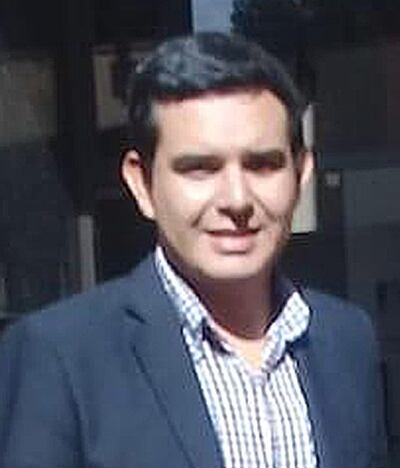 Melchor Gustavo Medina Céspedes (ANR),  concejal municipal de Independencia, con aspiración de intendente.