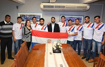 El equipo de la Selección de Futsal de Sordos en ABC Deportes.