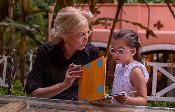 Libro Las salamandras viajeras.