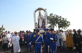Procesión de la imagen de la Virgen de la Asunción.