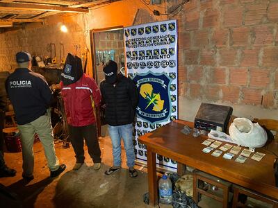 Andrés Cecilio Molas Marín y Reinaldo Ramón Rodas Fernández, detenidos.