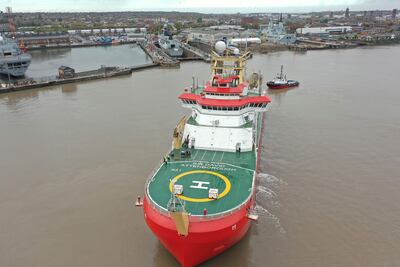 El nuevo barco británico de investigación polar “RRS Sir David Attenborough”, bautizado en honor al mediático naturalista, marcó su debut esta semana al llegar a Londres por el río Támesis y echar el ancla cerca del meridiano cero, en la zona de Greenwich, coincidiendo con el pistoletazo de salida de la cumbre del clima de la COP26, que empieza este domingo en Glasgow.