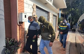 Los militares, el expolicía y el civil involucrado llegaron hasta la unidad fiscal de Pecci.