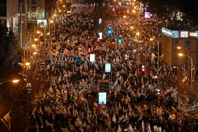 Manifestantes protestan en Tel Aviv, este sábado.