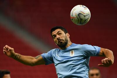 Luis  Suárez, 34 años, máximo goleador de Uruguay (64 goles) y 2° artillero de la Eliminatoria Sudamericana (25) detrás de Messi (26).