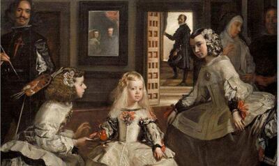 La Fundación del Español Urgente (FundéuRAE), promovida por la Agencia EFE y la RAE, recuerda que los títulos de las obras de creación se escriben en cursiva y con inicial mayúscula solo en la primera palabra y en los nombres propios.