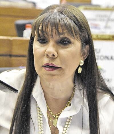 Celeste Amarilla, diputada (PLRA). La legisladora lamentó el tenor del mensaje del presidente Mario Abdo Benítez.