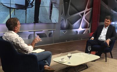 El candidato a presidente por la Concertación, Efraín Alegre sostuvo que Peña es la vía para la reelección de Cartes y que está dispuesto a "bajarse los pantalones" ante Estados Unidos para "salvar a su patrón".