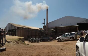 Se fugaron más de 30 presos de una cárcel brasileña cerca de la triple frontera.