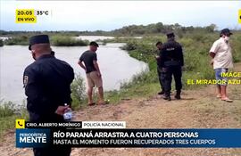 Río Paraná arrastra a cuatro personas