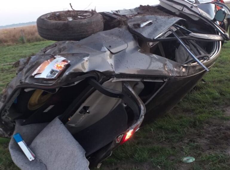 El automóvil involucrado en el accidente de transito fatal.