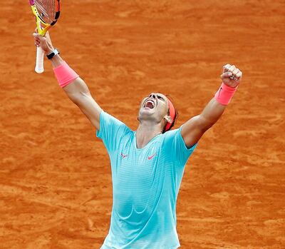 El español Rafael Nadal celebra eufórico el triunfo ante Diego Schwartzman, en su revancha con el argentino (EFE).