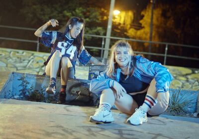 Stefanía Ramos e Ingrid Fernández integran el dúo Las Hijas de la Alquimia, que hoy está de estreno con el video de “Salsurri”.