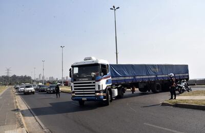 SILVIO ROJAS 19-08-2021-ECONOMIACAMIONEROS SE RETIRAN DE LA COSTANERA DE ASUNCION.