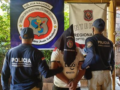 Durante un allanamiento detuvieron a un hombre por supuesta pornografía infantil. Fue en Capitán Bado.