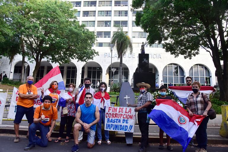 /pf/resources/images/abc-placeholder.png?d=2394