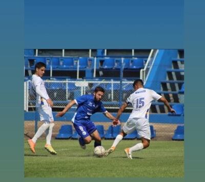 Masulli (c) es jugador de Sol de América.