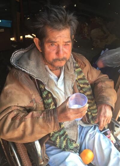 Antonio Caballero, en su precaria vivienda.