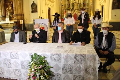 Representantes de la Iglesia Católica, de la Comuna local y otras organizaciones, dieron a conocer el programa de actividades en honor a Nuestra Señora de la Asunción.