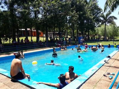 El balneario Ykua Syry de Ituaguá entre los más requeridos de los veraneantes.