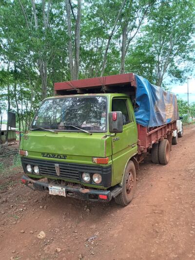 El conductor del camión repartidor no pudo evitar la colisión.